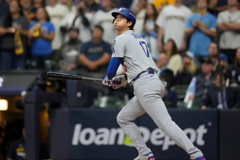 Aquí te decimos dónde ver el juego dos entre Brewers y Dodgers | AP