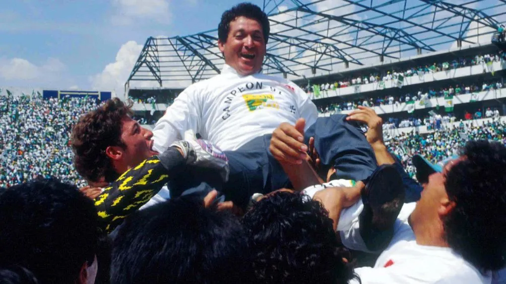 Vucetich celebrando un campeonato con León | MEXSPORT
