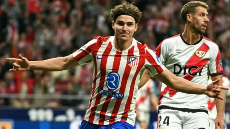 Julián Álvarez es del interés del FC Barcelona | AP