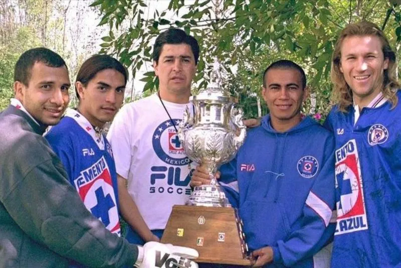 Pizarro sería el más joven en ganar en la época de torneos cortos | MEXSPORT