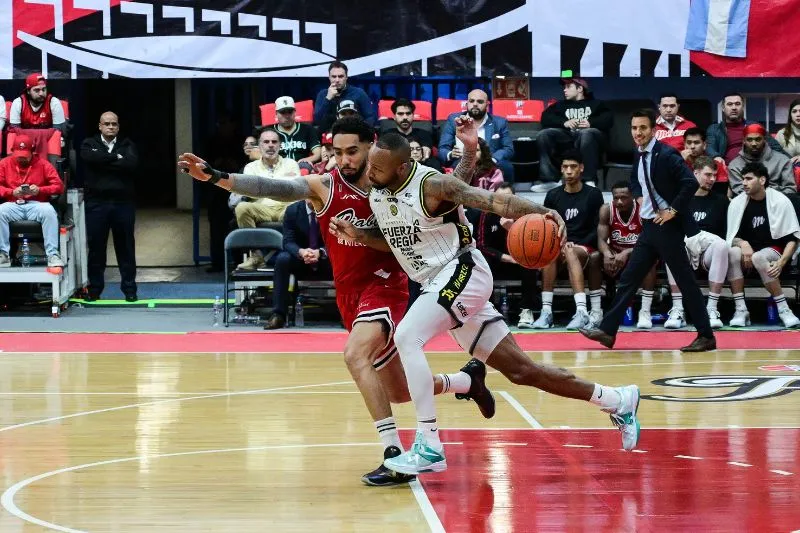 Diablos perdieron el primero ante Fuerza Regia | IMAGO7