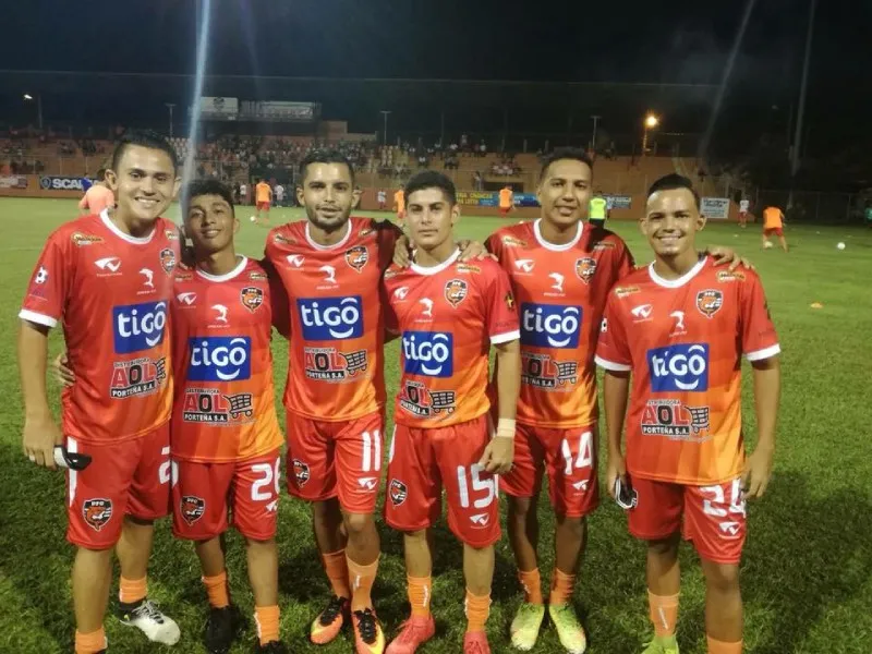 Busca la compra del equipo tico