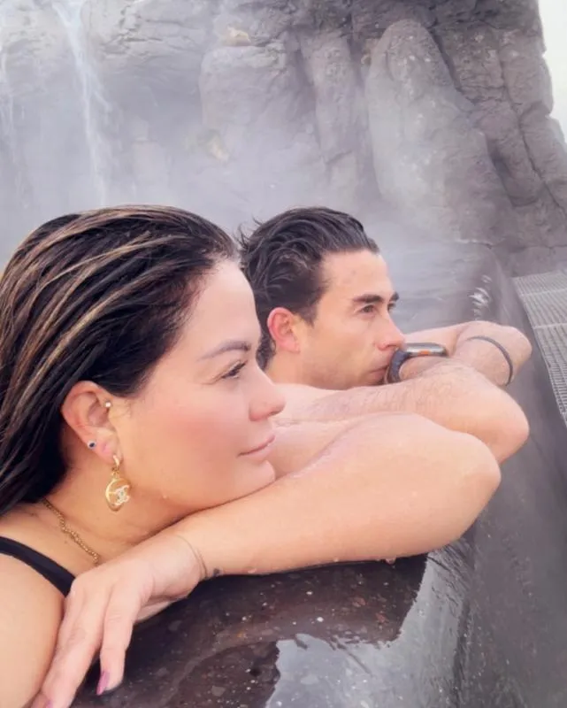 Vaya experiencia que se llevaron por desconocer las reglas de tránsito de Canadá / FB: @Marianaecheverriaoficial