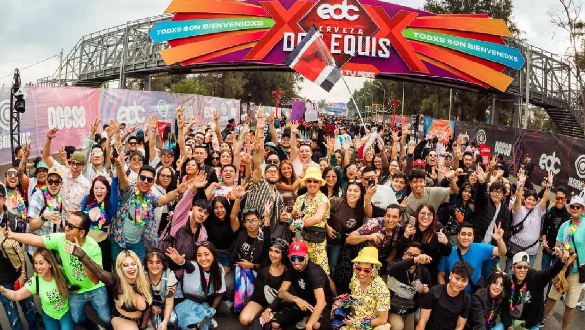 Son miles y miles de jóvenes los que cada año asisten a este festival de música/IG: @edc_mexico