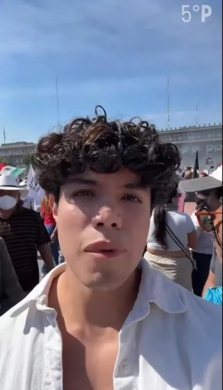 El joven manifestante recibe varios millones de pesos por parte del PAN / Redes Sociales