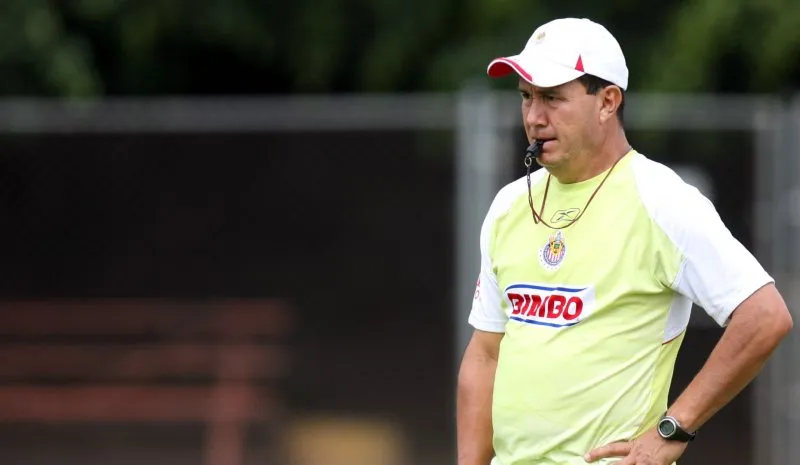 Flores en entrenamiento