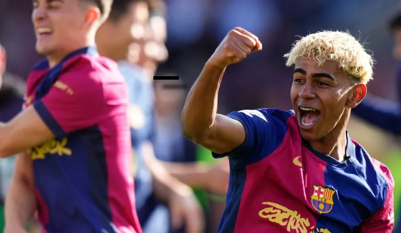 Lamine Yamal festeja en El Clásico
