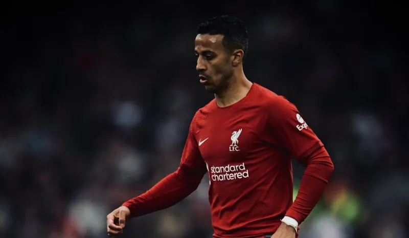 Thiago con Liverpool