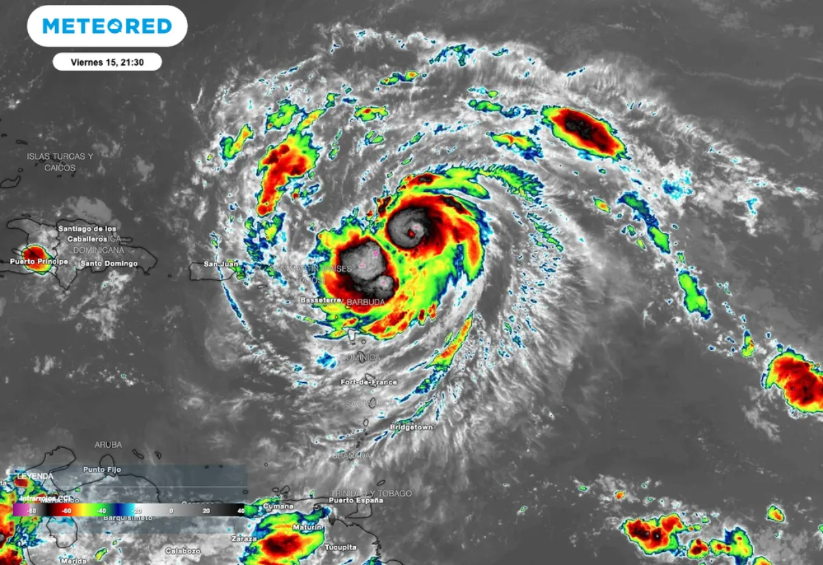 México estaría salvo del huracán categoría 4, según los expertos / Redes Sociales