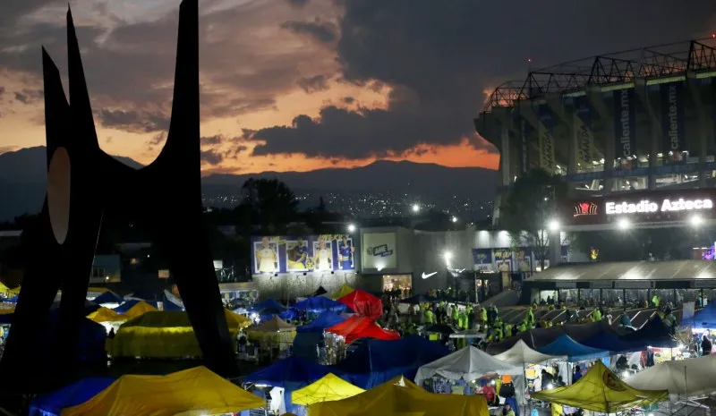 Exterior del Estadio Azteca