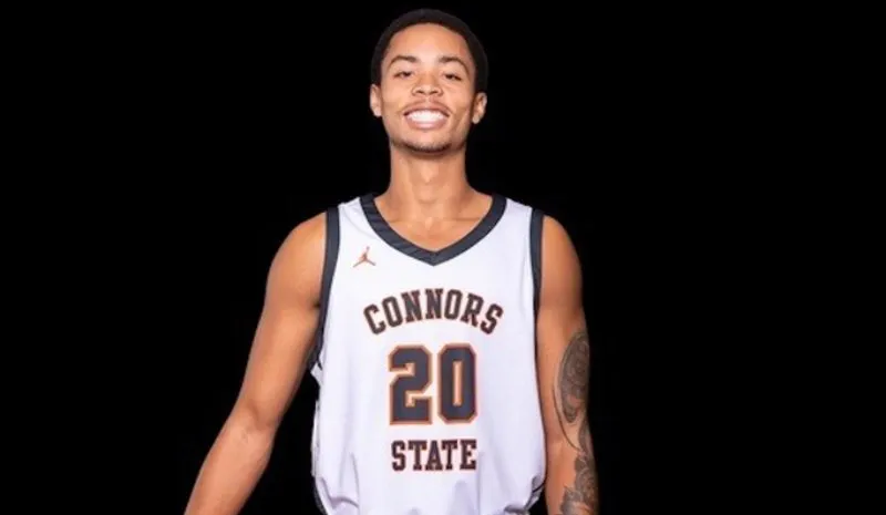 Ethan Dietz con su equipo