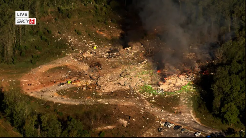 Las autoridades siguen buscando cuerpos o heridos / Redes Sociales