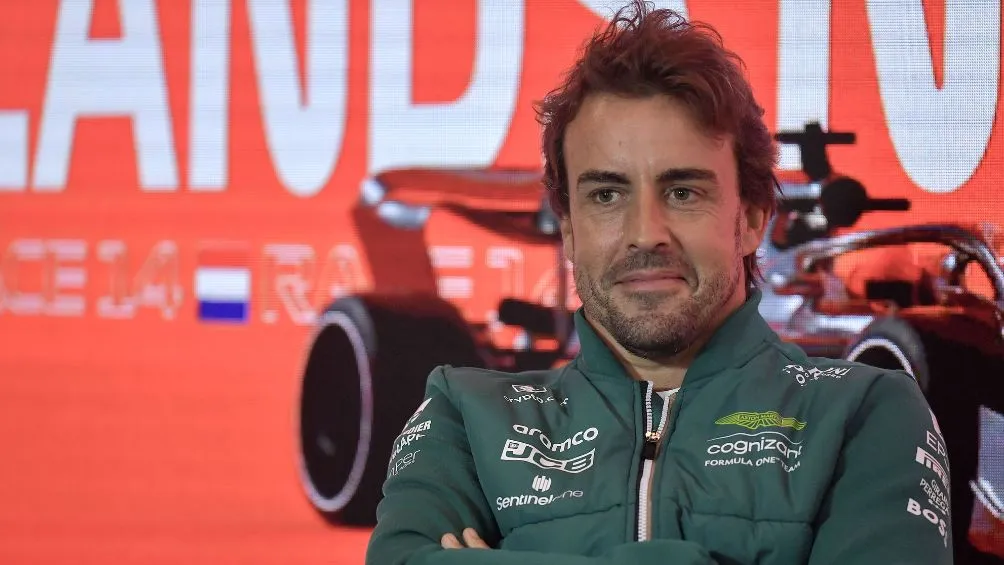 Alonso tiene contrato con Aston Martin hasta 2026 | AP