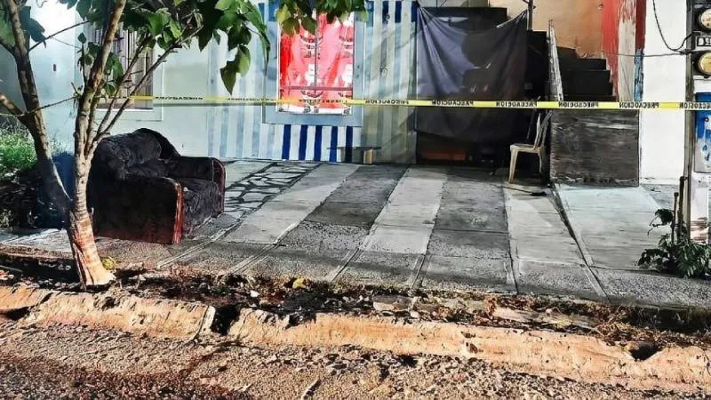 Afuera de esta casa sucedió la agresión con arma de fuego al joven/X