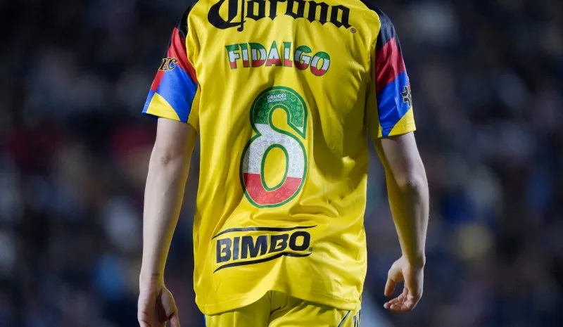 Fidalgo, en acción con América