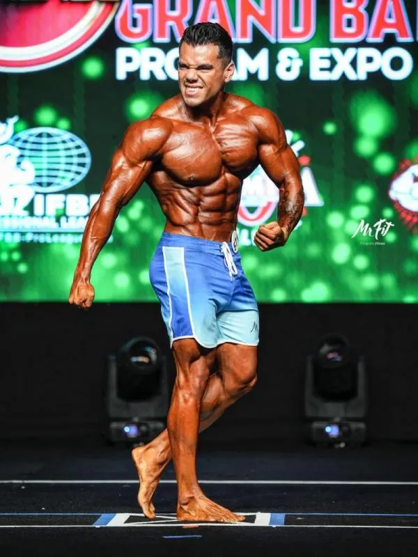 Siempre estuvo entre los mejores de su rama / IG: @jorge_corona_ifbbpro