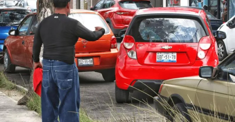 La reforma contempla sanciones de hasta 36 horas de arresto para quienes no cumplan la normativa. / RS