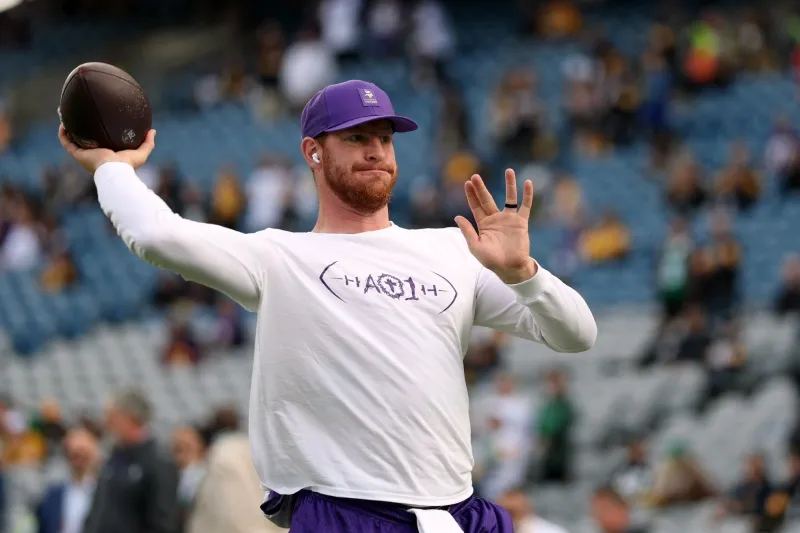 Carson Wentz previo al partido en Irlanda