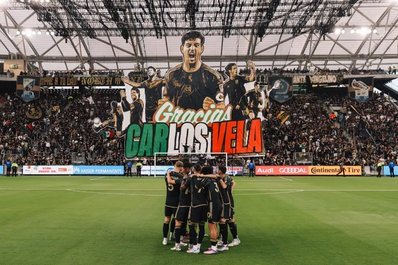 Vela recibió un homenaje