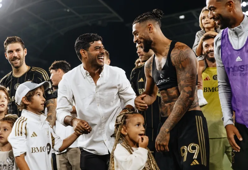 Vela visitó el BMO Stadium