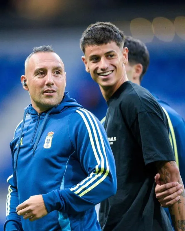 Santi Cazorla, histórico de Oviedo I @RealOviedo