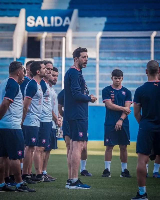 Busca campeonar en Paraguay