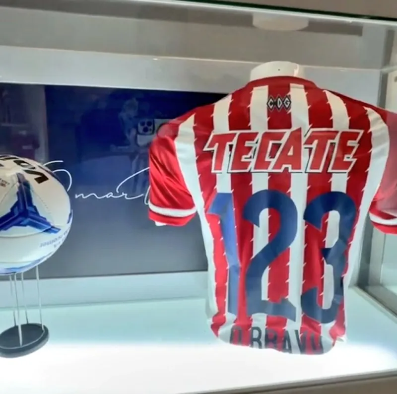 La playera en el Museo | @MXESTADIOS