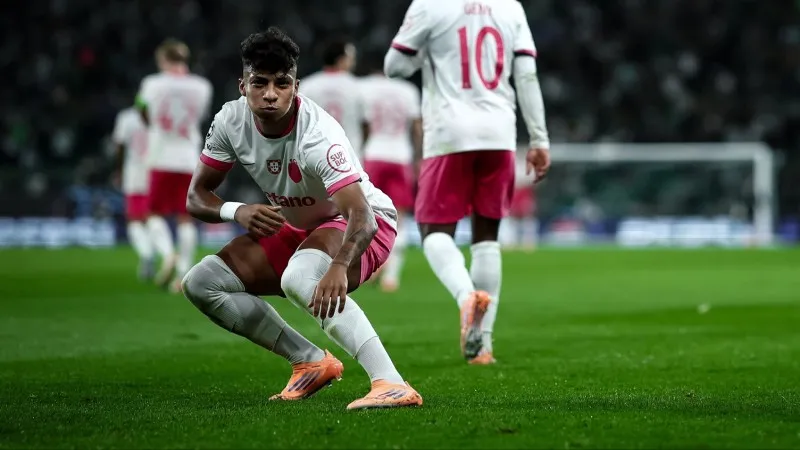 Se mantienen en puestos de playoffs