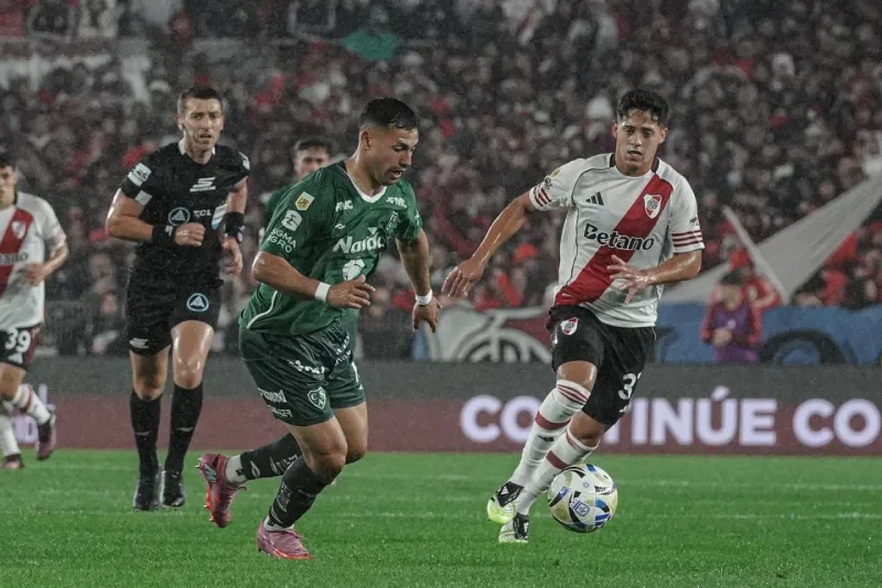 Sarmiento logró una victoria clave en el campeonato