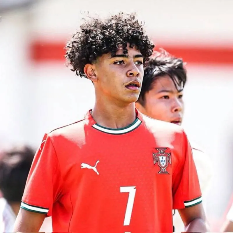 Cristiano Ronaldo Jr. | @CristianoXtra_