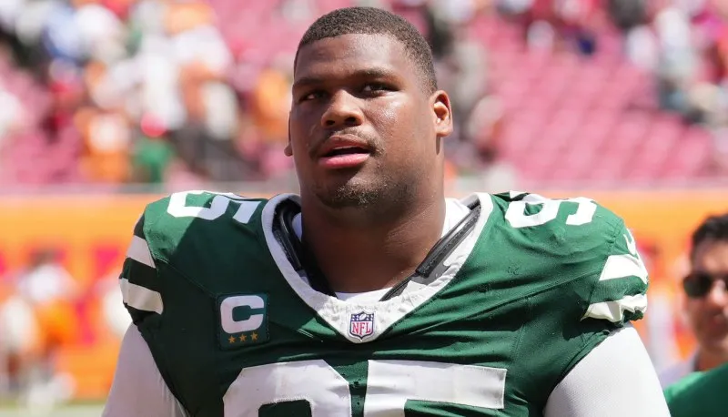 Intercambiaron varios picks por el DT