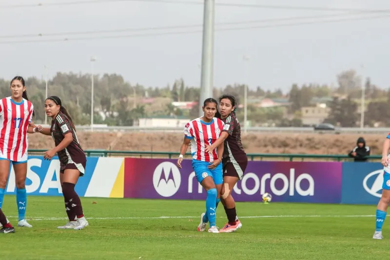 El Tri batalló pero venció a Paraguay