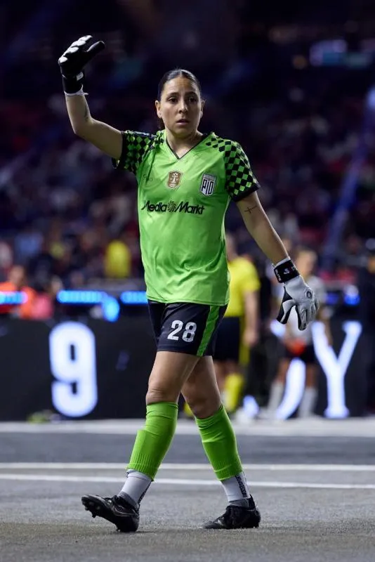 Se robó los reflectores | @PIOFCFemenil