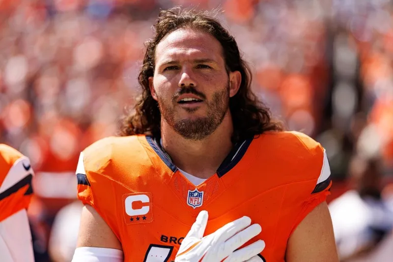 Reveló ser intervenido por cáncer