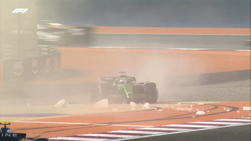 El abandono de Nico condicionó la carrera en Losail