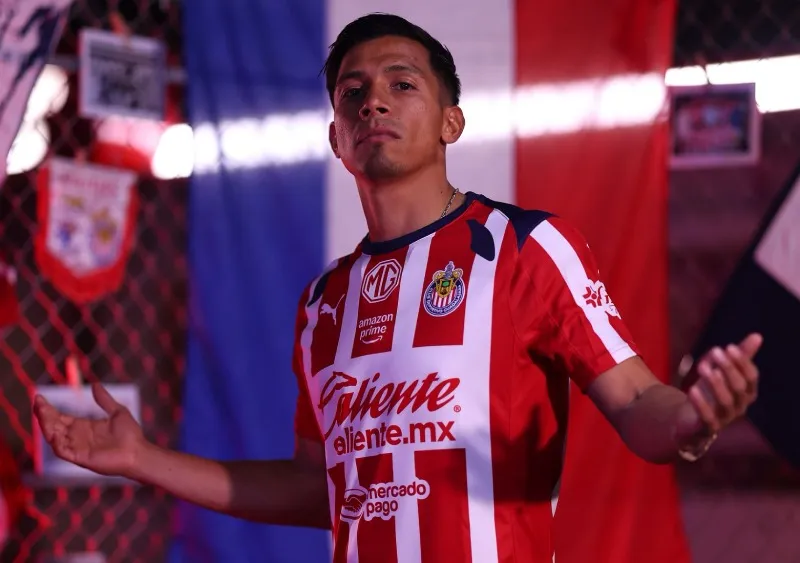 Fue presentado con el equipo