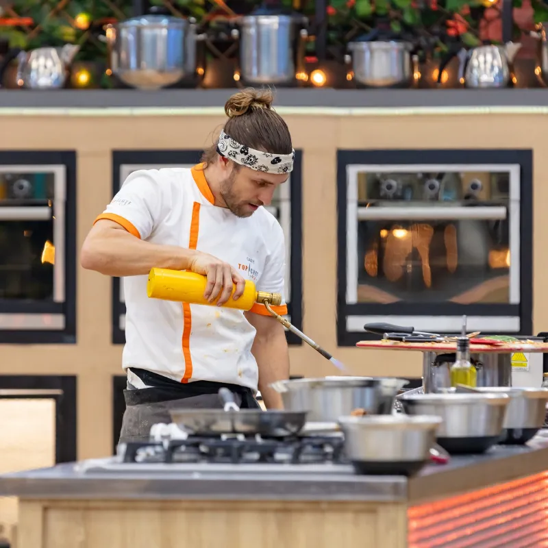 El actor se empezó a sentir mal y oxigenar bajo / FB: @gary.centeno