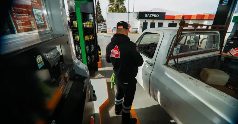 Desde una computadora o en celular, se puede entrar al sitio / Redes Sociales