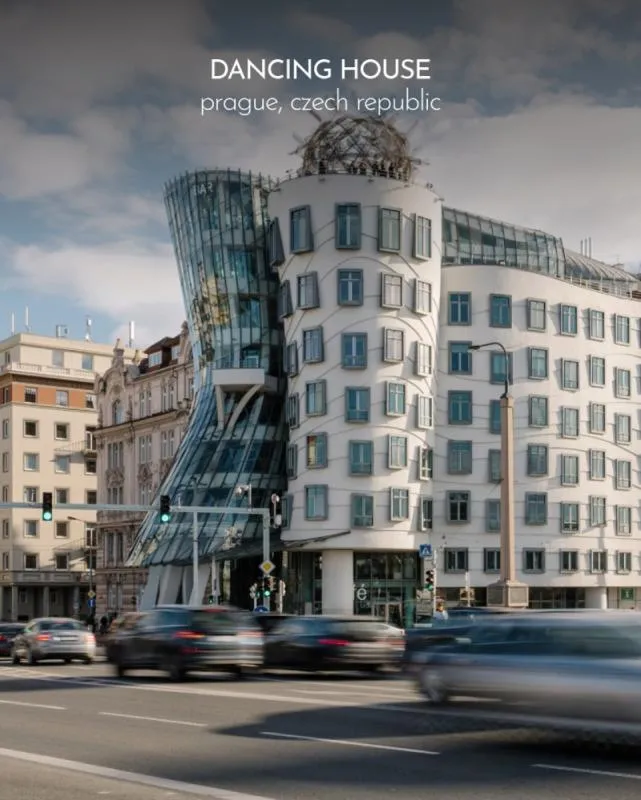 Sus obras están en todas partes del mundo / Redes Sociales