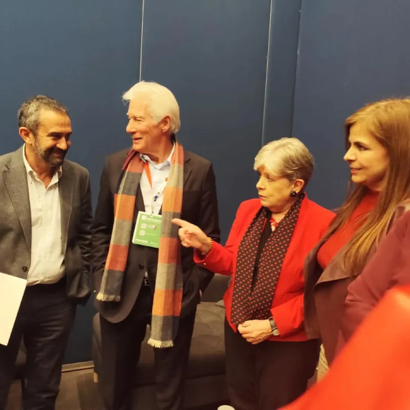 El actor estuvo en compañía de Alicia Bárcenas, titular de la SRE / IG: @richardgere