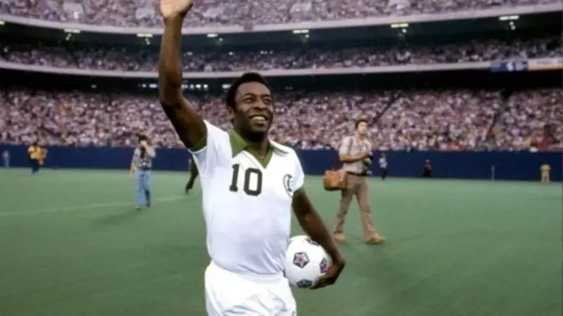 Mora comparte la lista con Pelé | AP