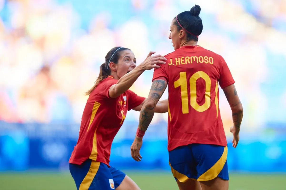 Jenni ha sido convocada de forma intermitente