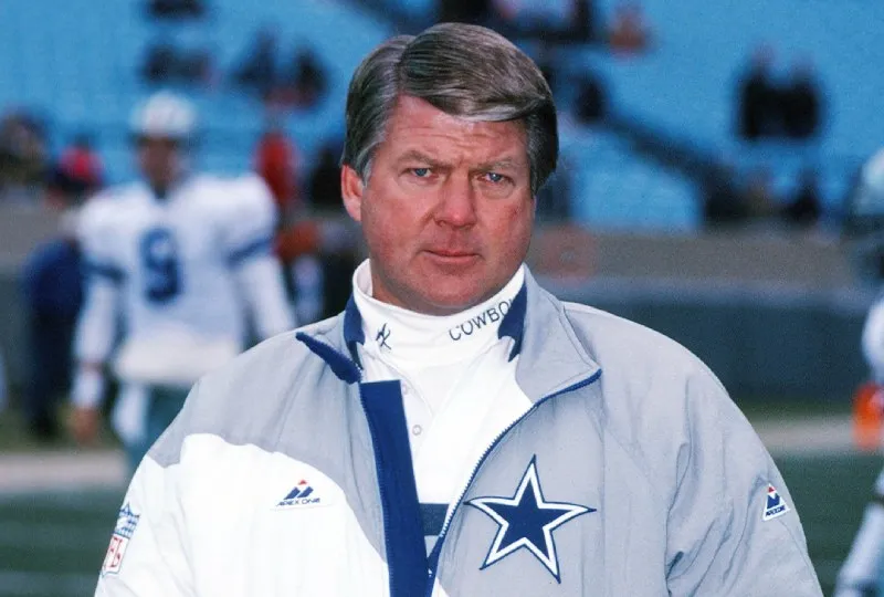 Echó a Johnson tras dos SB