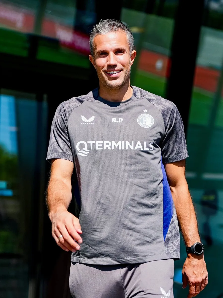 Van Persie compartió su sueño frustrado de jugar con Barcelona