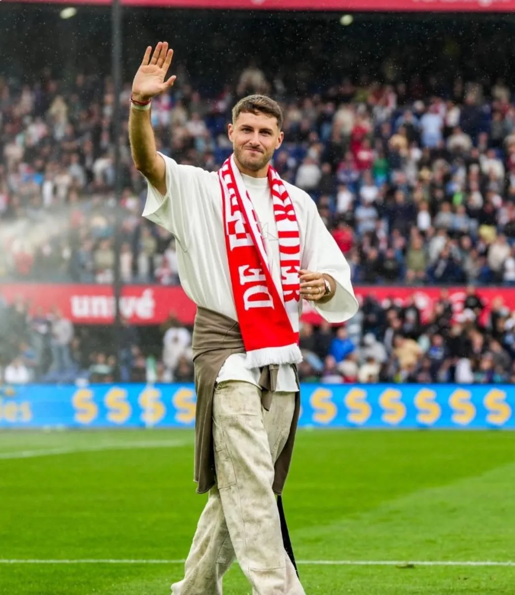 Leyenda | @parallax_nl