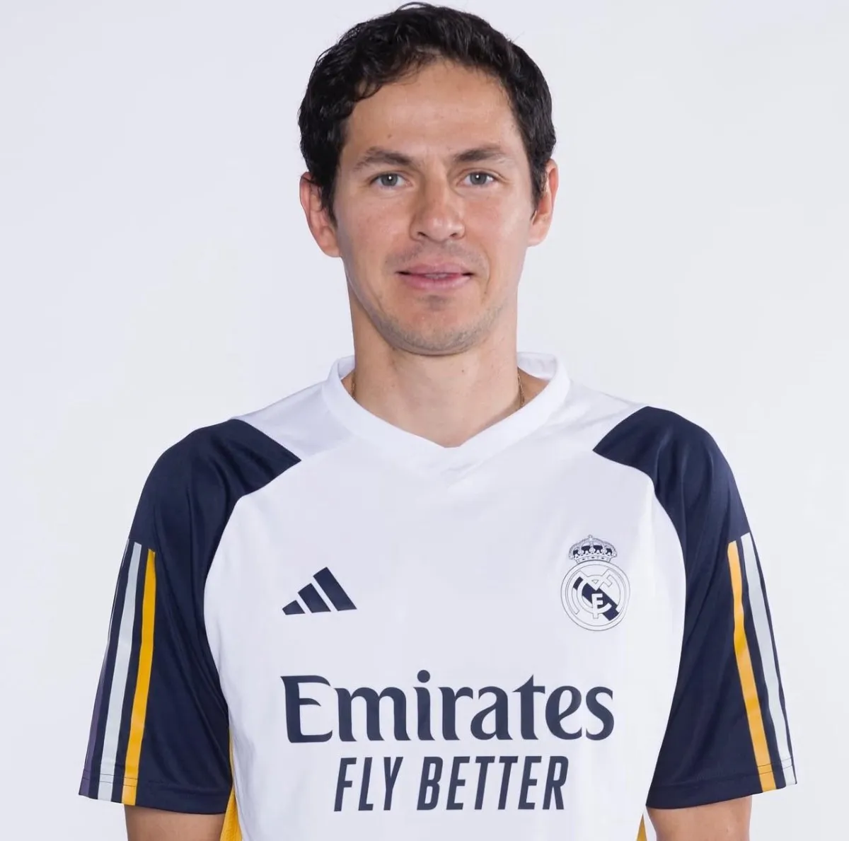 En el Real Madrid | @AlexCarZe