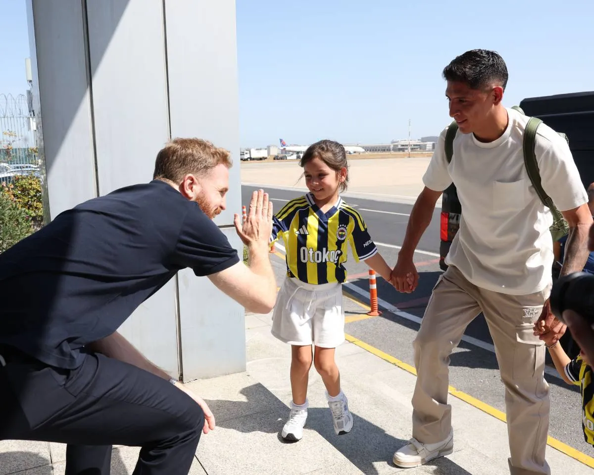Edson y su familia | @Fenerbahce