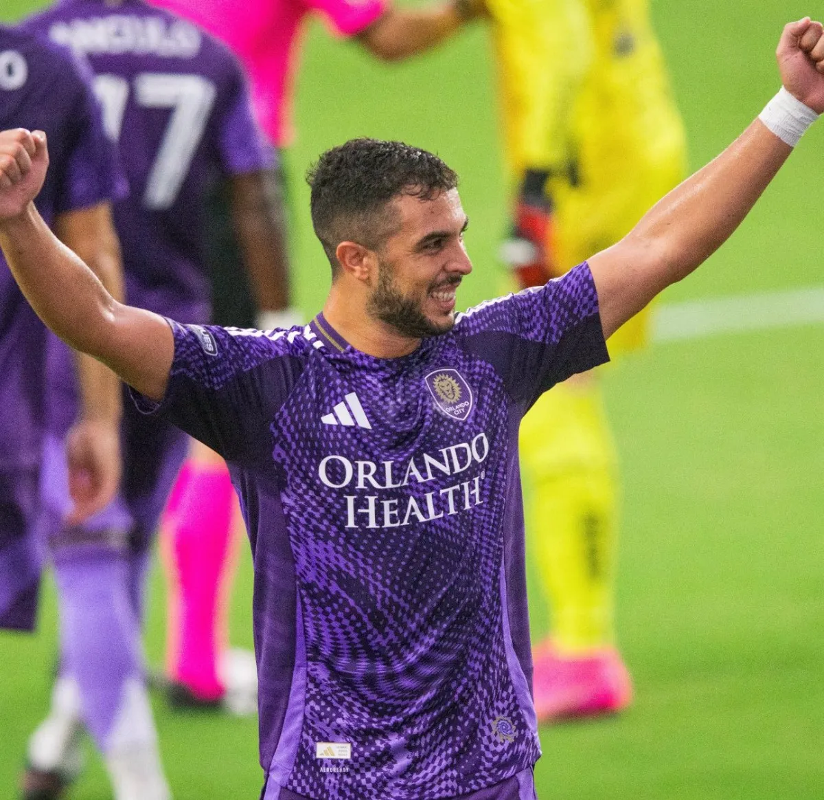 Ojeda | @ocrismoraes