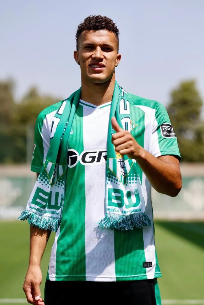 Con dolencias | @betisweb