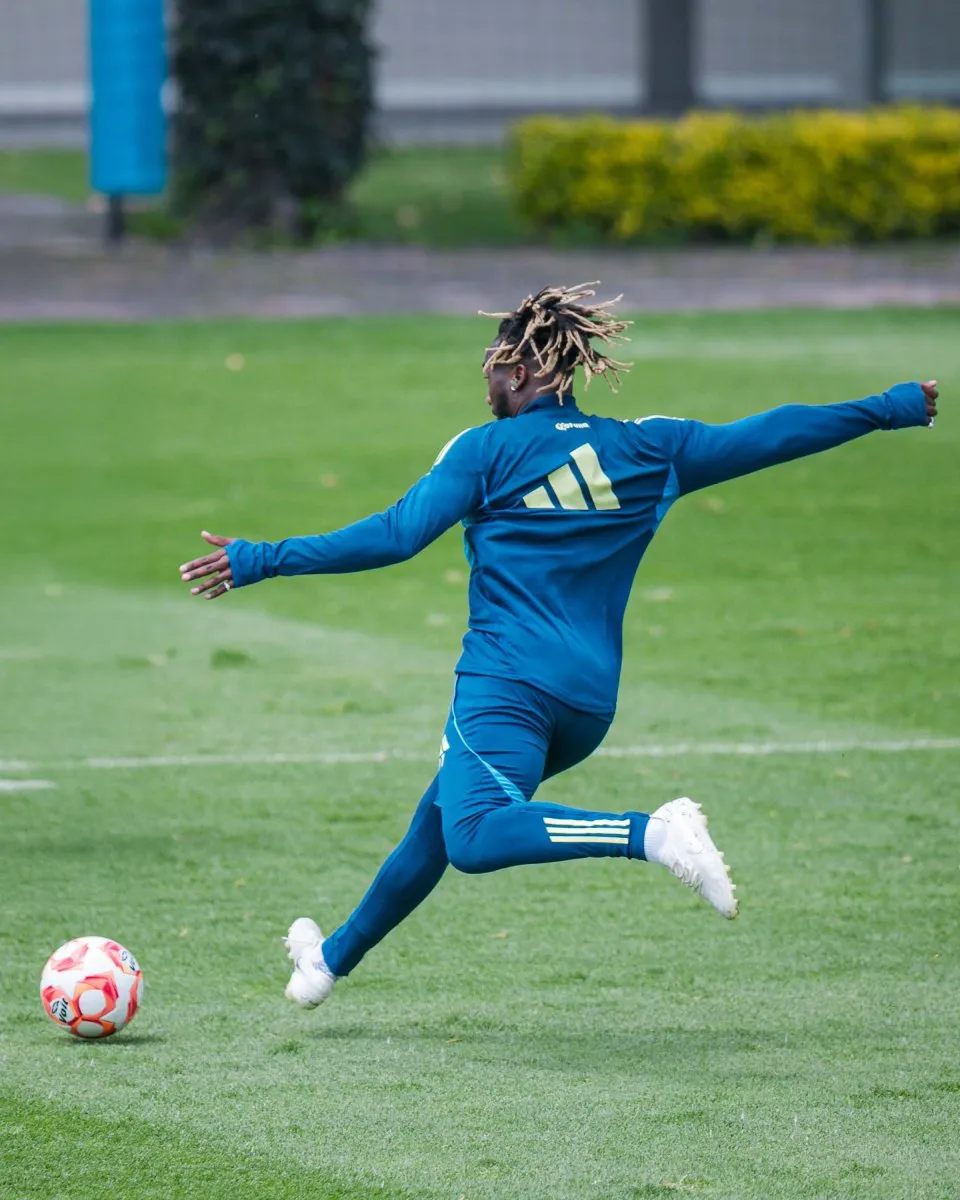 Maximin sigue trabajando con América